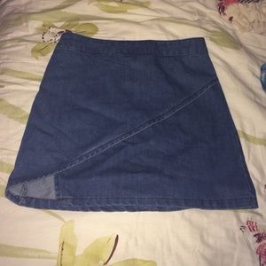 Brandy melville asymmetrical skirt