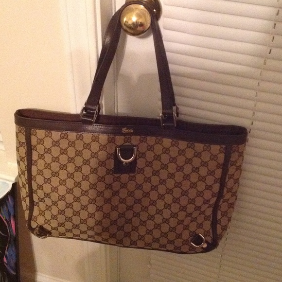 ❤️❤SOLD❤️❤️️Signature Gucci Abbey Tote Brown