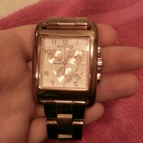 Michael Kors Accessories - Michael kors rose gold watch