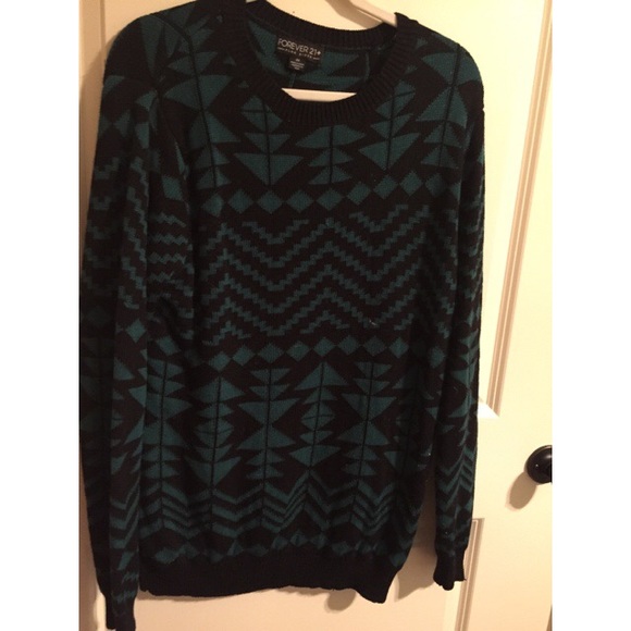 Forever 21 Plus Size Green And Black Sweater