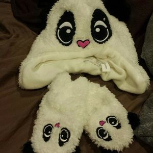 Hat and glovers toddlers