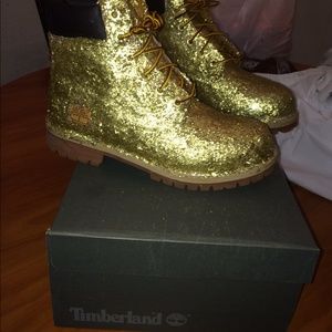 Custom timberland boots for women!
