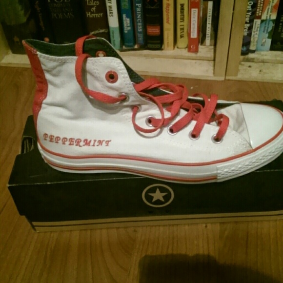 Limited edition RED Chuck Taylor women's 7 1/2