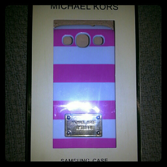 Galaxy s3 pink and white phone case