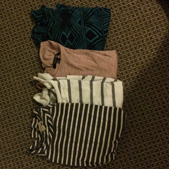 Set of 4 long sleeve shirts