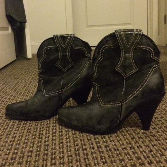 Pair of cowboy booties!