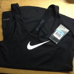 Bundle! Nike tank and Under Armour shorts