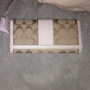 Coach wallet