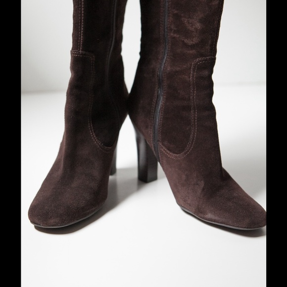 Franco Sarto Brown suede size 9.5 zip boot