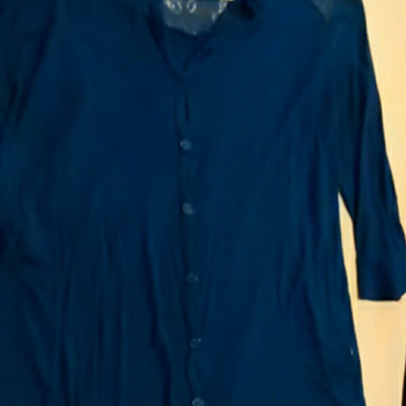 Top - Picture 3 of 4