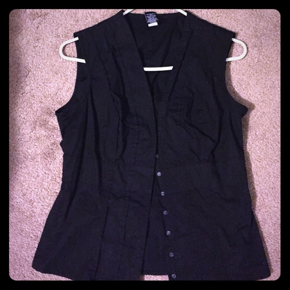 Moda International Tops - Black top.👚