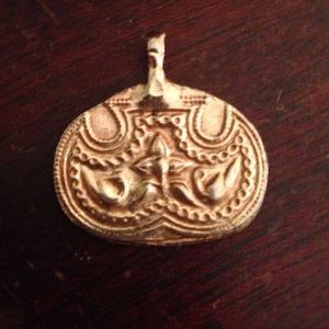 Gold pendant