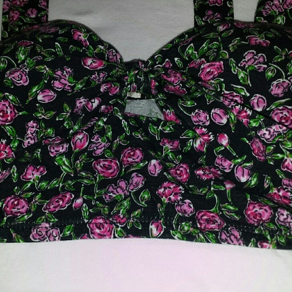 Small top - Picture 3 of 4