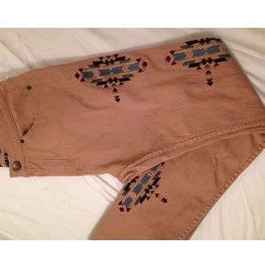 Urban Outfitters High Rise w Aztec Pattern