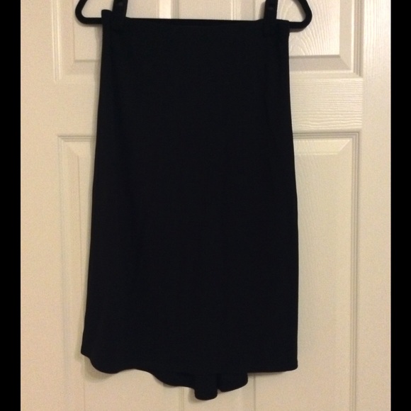 GAP mid-calf black skirt size medium