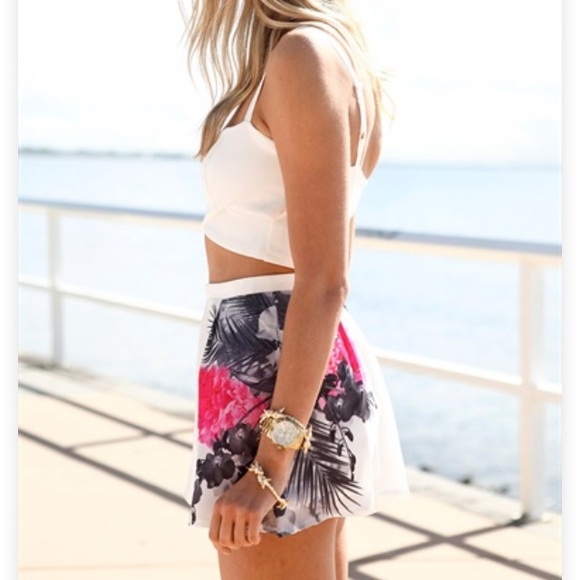 ISO SaboSkirt Cherry Palm Shorts xs - Picture 2 of 4