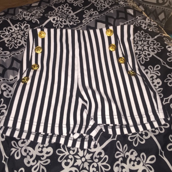 Forever 21 high waist shorts