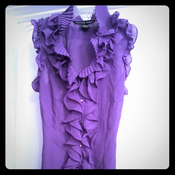 Ruffled purple top