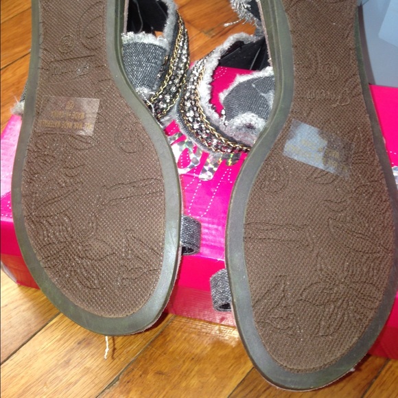 Sale !! - Picture 2 of 3