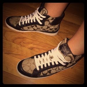 Brown Coach Hightops ❤️