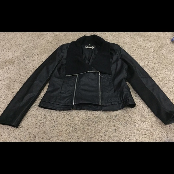 Faux leather jacket with collar worn once