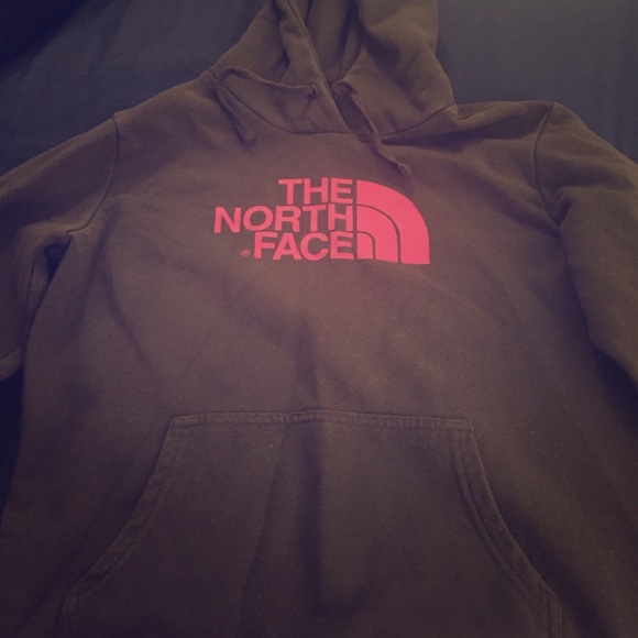 PRICE REDUCTION!!! North Face sweatshirt!!🌀