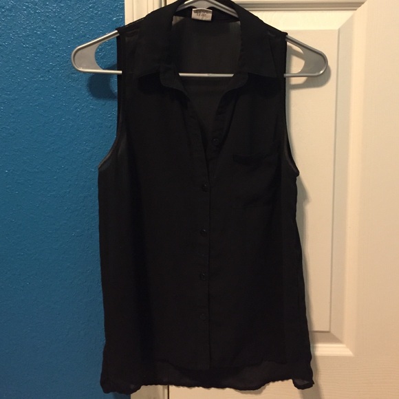 2 FOR $15 TOPS - Picture 2 of 4