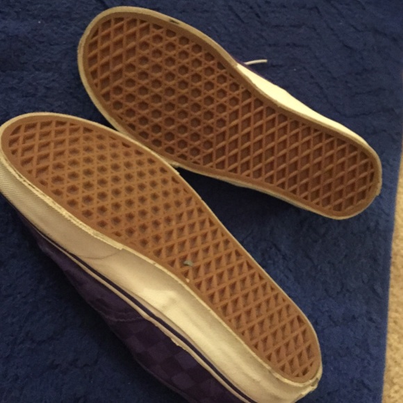 Vans! - Picture 2 of 2