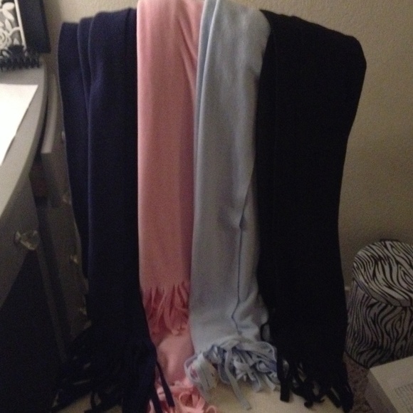 Scarfs