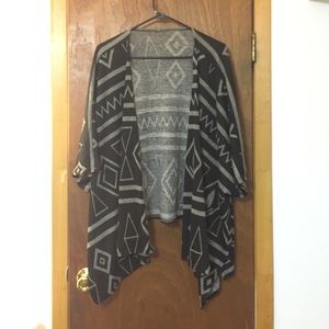 Cardigan / Open Poncho