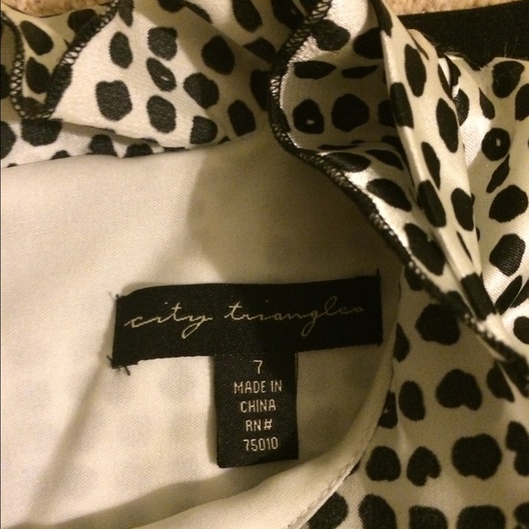 Dress - Picture 3 of 3