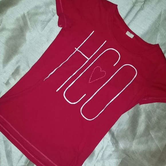Hollister Co tee!!! :)