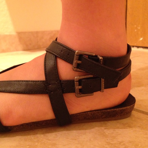 Shoes - Picture 2 of 2