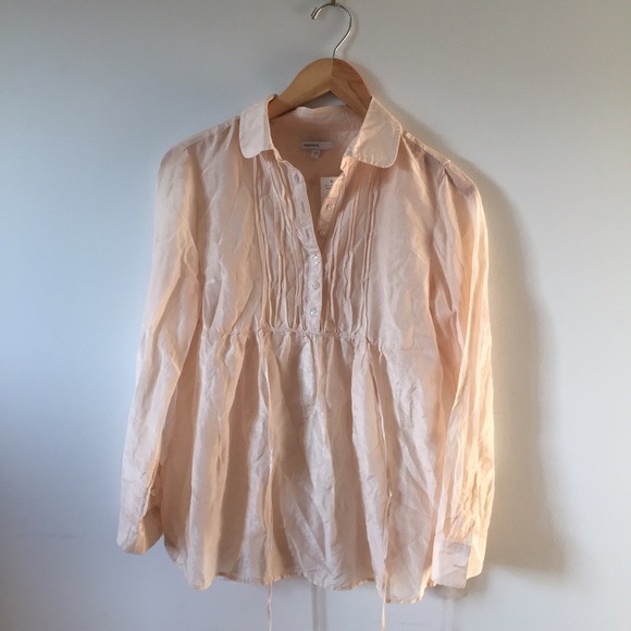 GAP Maternity Blush Pink Button Down Blouse