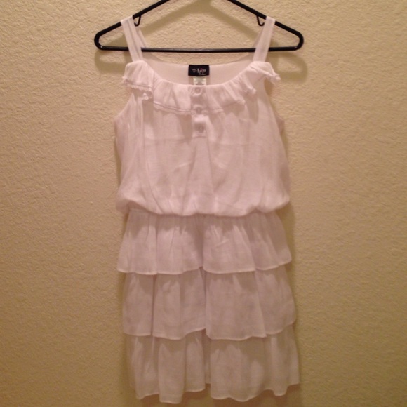 Dress - Picture 3 of 4