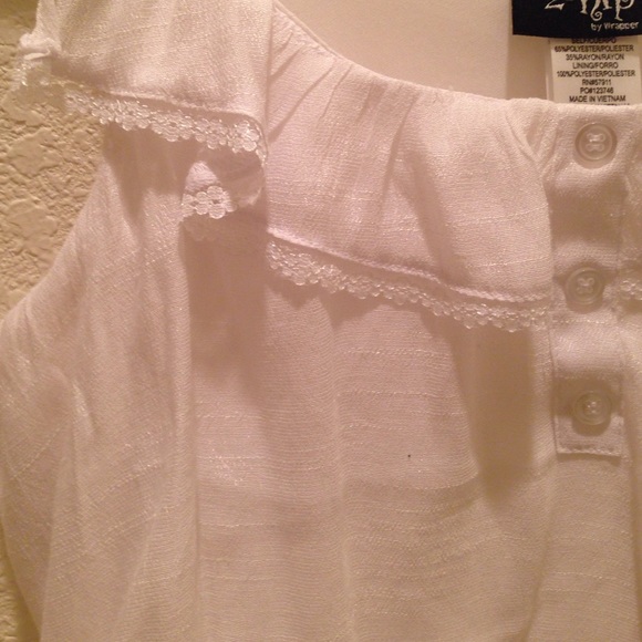 Dress - Picture 4 of 4