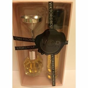 Viktor & Rolf Flowerbomb Travel Duo