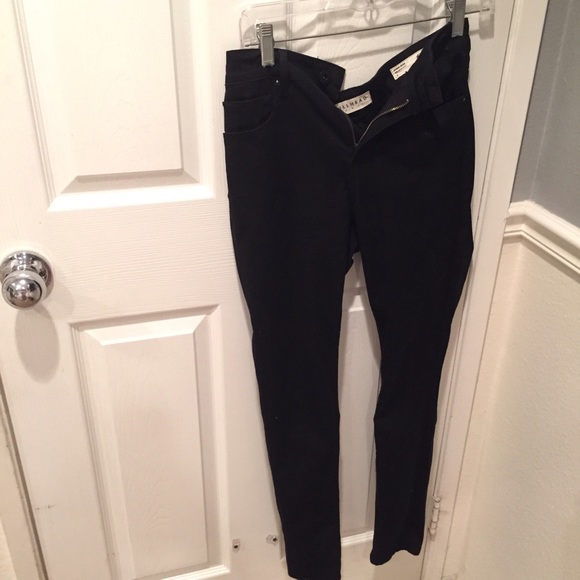Bullhead black high rise skinniest jeans