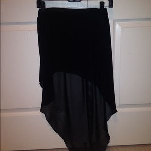 Brandy black high-to-low skirt