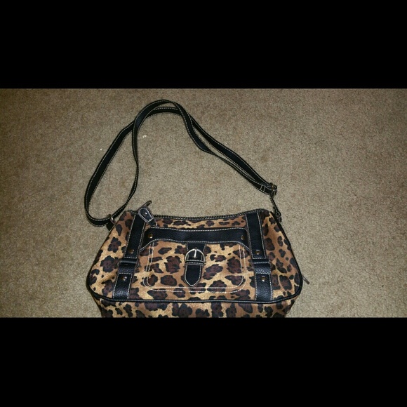 Cheetah print purse - Picture 1 of 3
