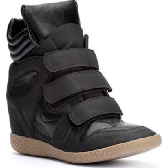 Candie's Black Sneaker Wedges 8