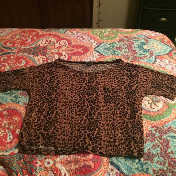 F21 Cheetah Crop Top - Picture 1 of 3