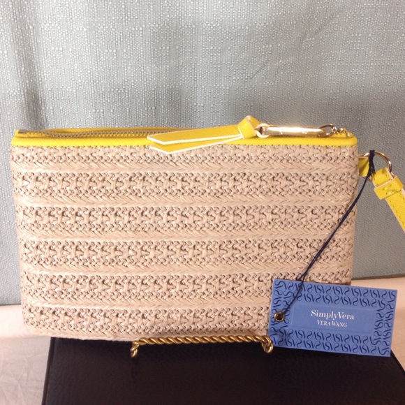 NWT Yellow Straw Large Wristlet Clutch - Picture 2 of 4
