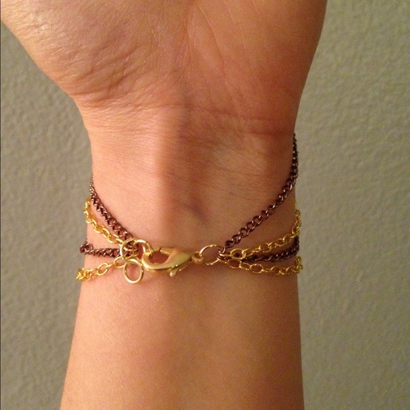 Beautiful Two Toned Hand Chain - Picture 4 of 4