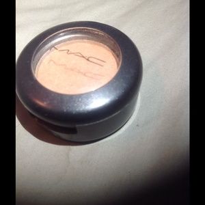 MAC Eyeshadow-Arena