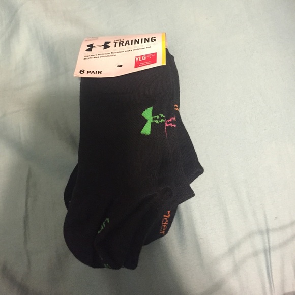 Under armour socks