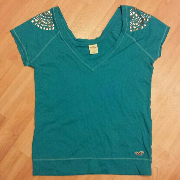 Hollister V-Neck Shirt