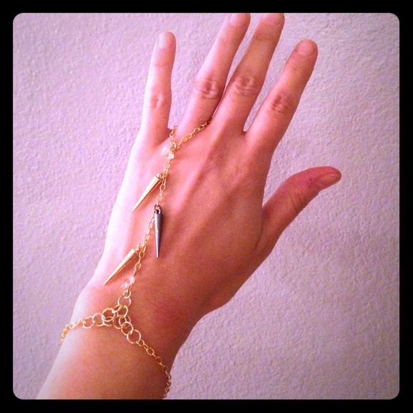 Edgy 2 Tone Hand Chain