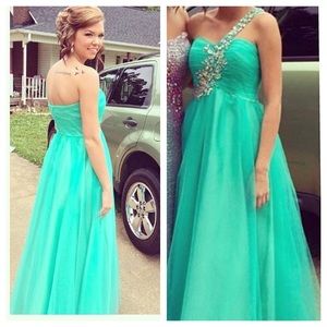 Prom dress