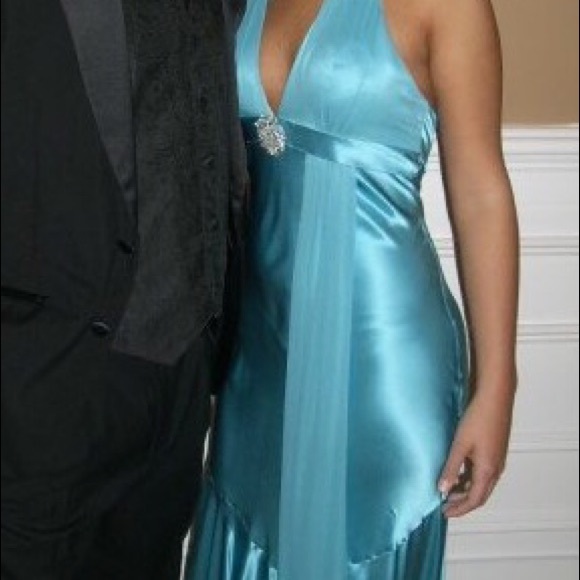 LAST MINUTE PROM DRESS - Picture 4 of 4